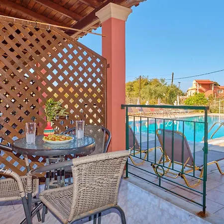 Georgia Apartman Szidári